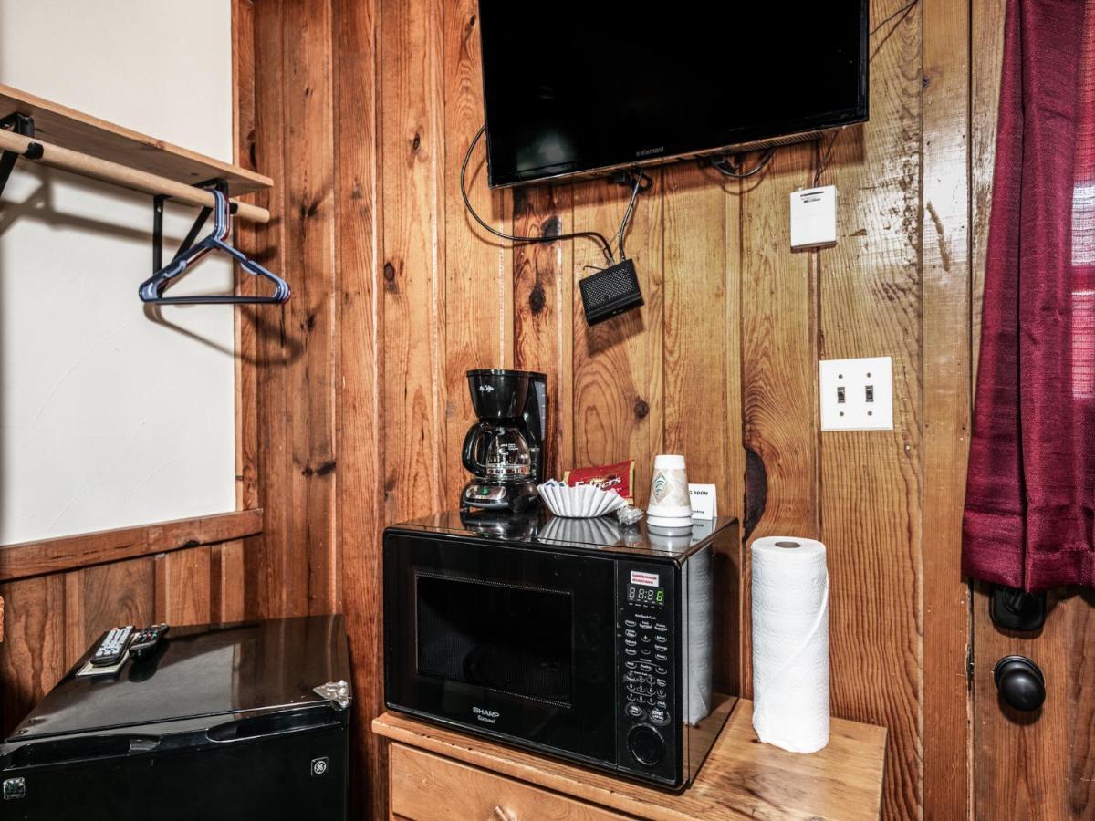 Apache Village Cabinette 15, Queen Bed, Midtown, Sleeps 2 Ruidoso Ngoại thất bức ảnh